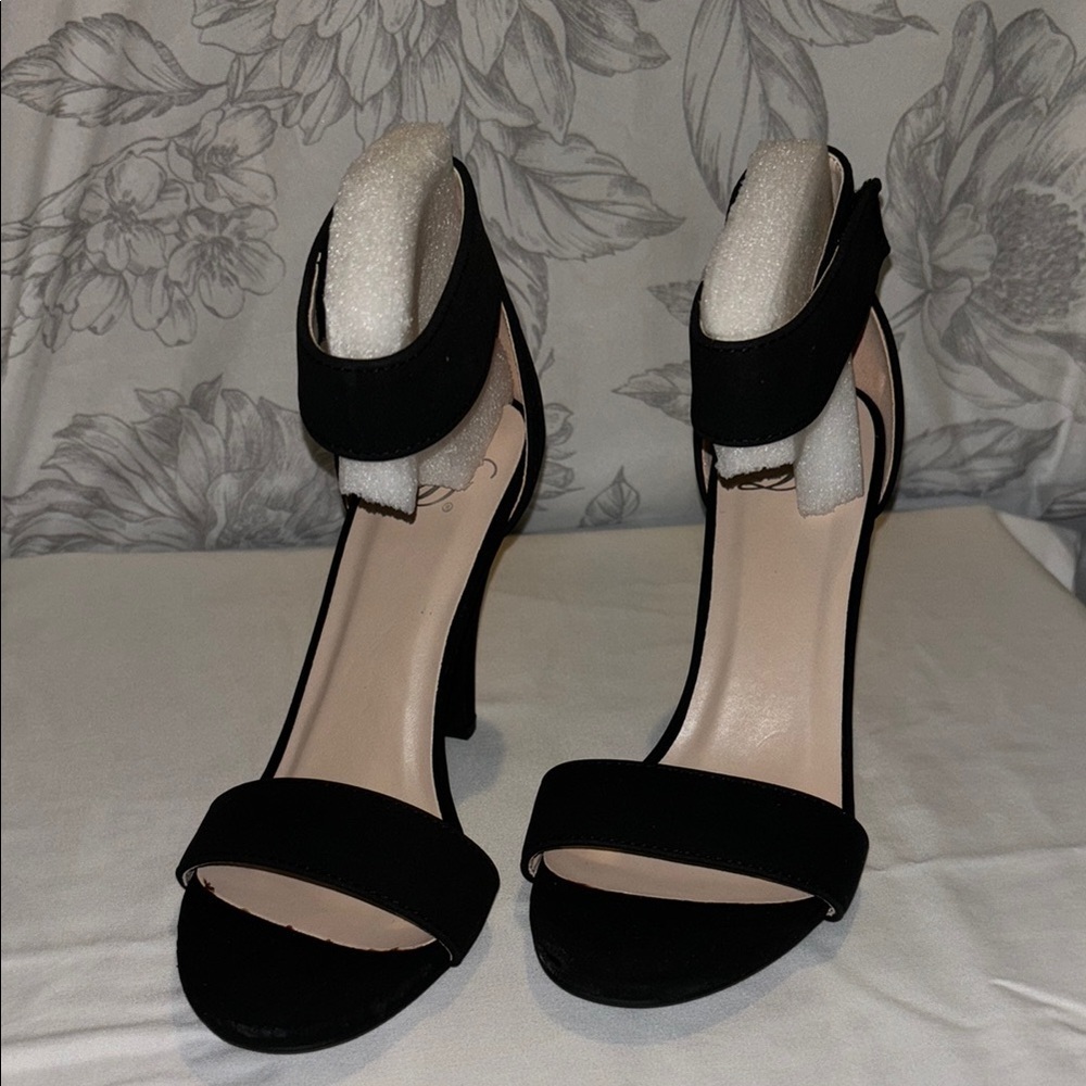 Elegant Black Heels